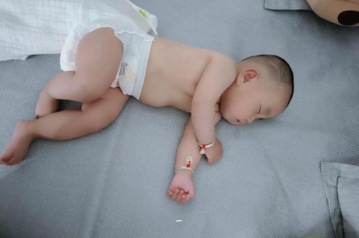 常宁宝宝肠胀气的症状