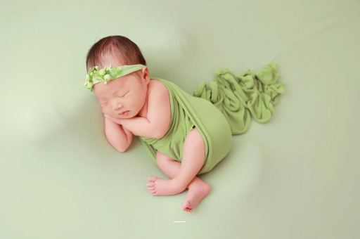 常宁宝宝在肚子里打嗝 常宁宝宝在肚子里打嗝